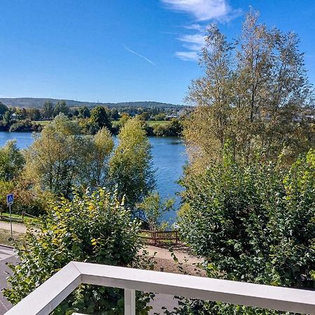 Awesome Apartment In Triel-Sur-Seine With Kitchen ภายนอก รูปภาพ